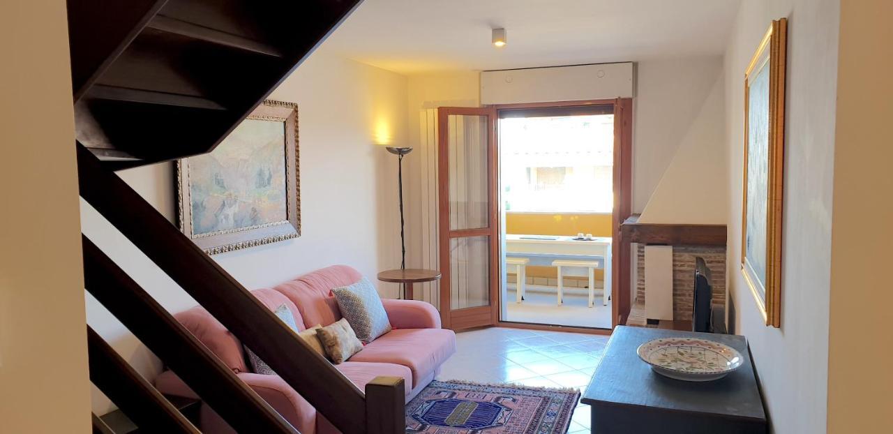 Charming & Parking By Anthea Homes Apartment *