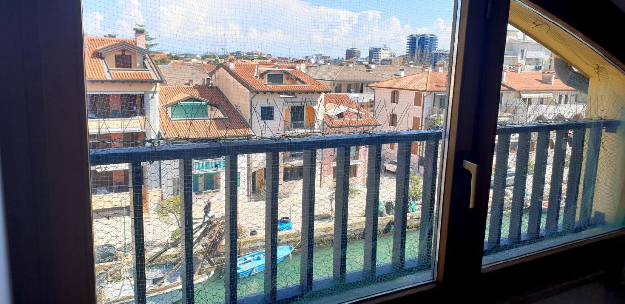 Apartment Charming & Parking By Anthea Homes